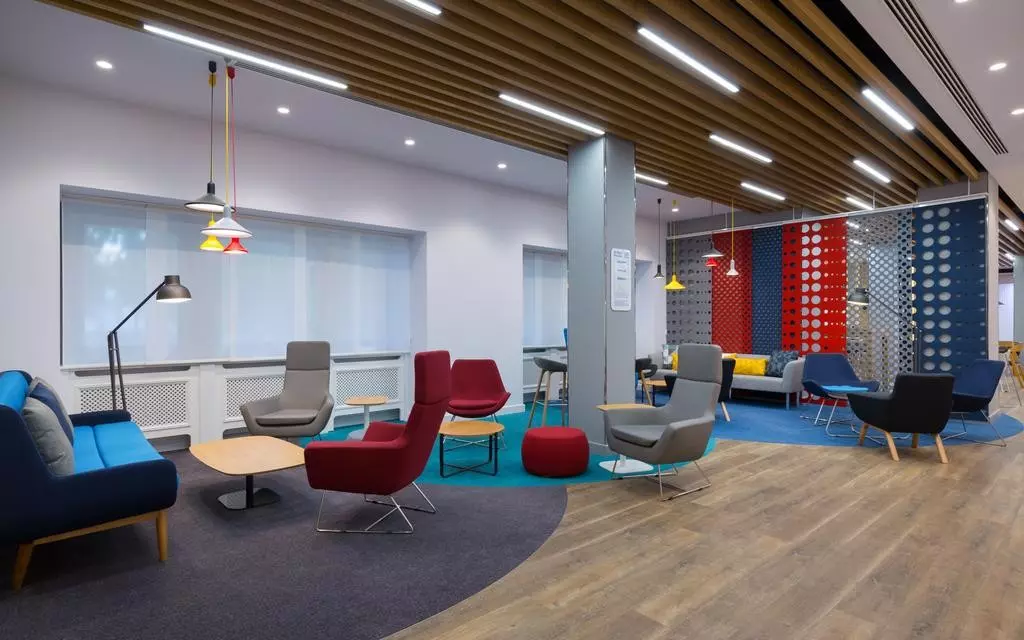 هالیدی این اکسپرس سن پترزبورگ سادووایا